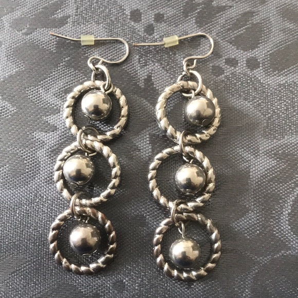 Jewelry - Earrings